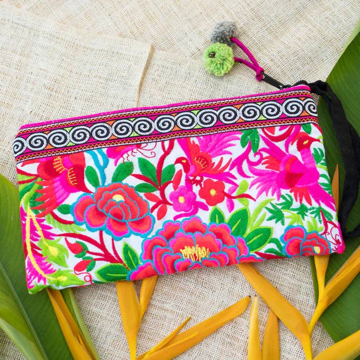 Embroidered Clutch Bags for Summer | Wristlet Purses