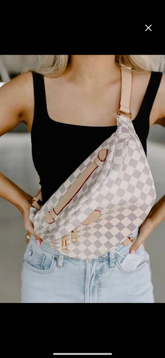 WHITE CHECKERED CROSS BODY