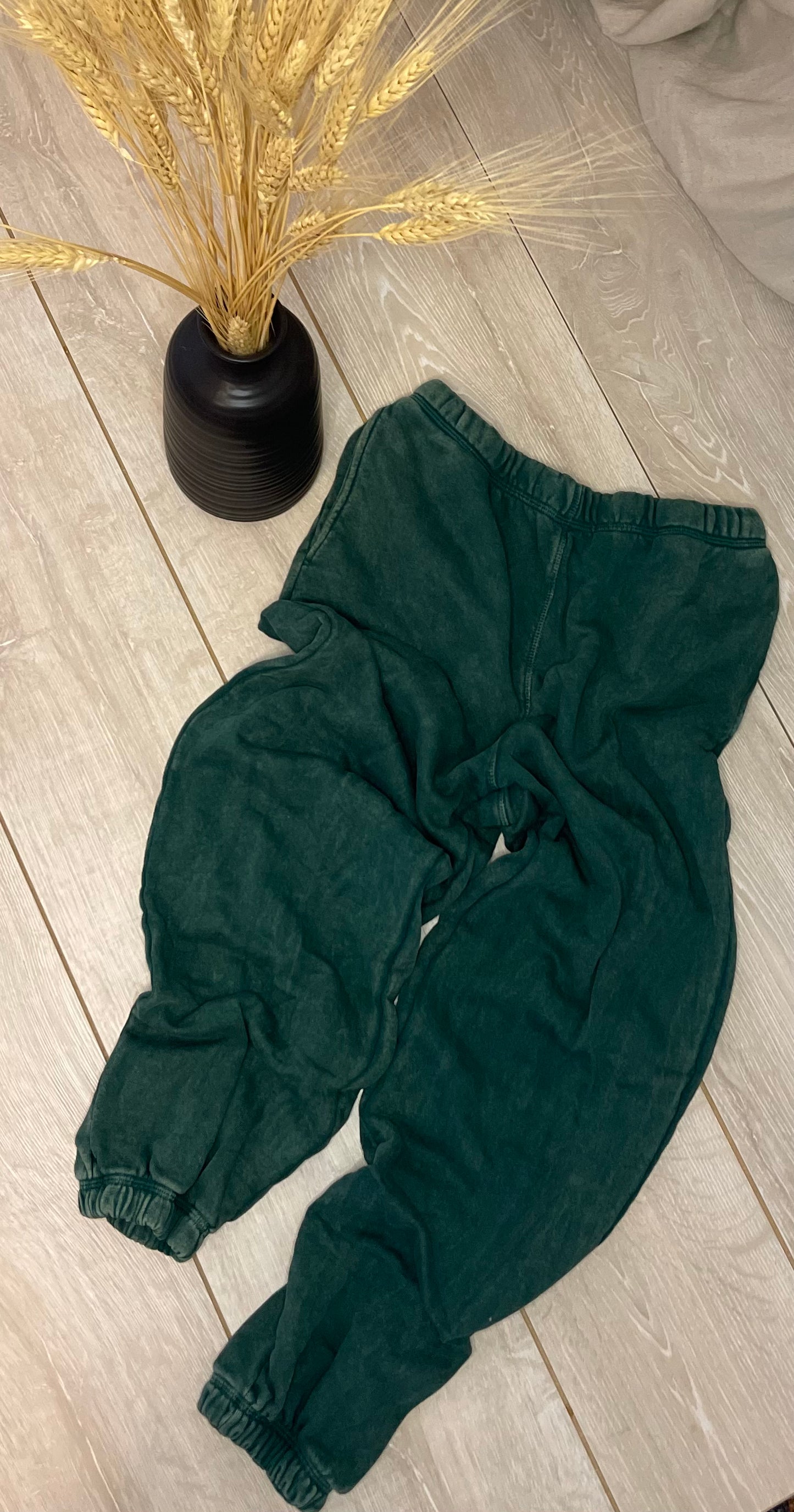 FOREST GREEN MINERAL WASHED JOGGERS